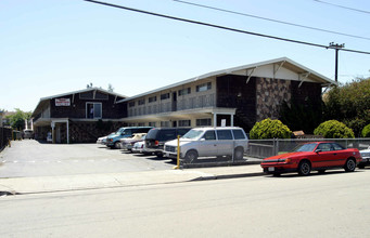 Californian Apartments in San Leandro, CA - Building Photo - Building Photo