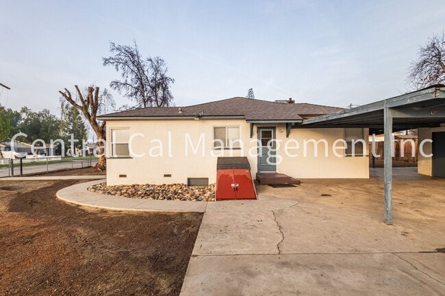 500 Arvin St in Bakersfield, CA - Foto de edificio - Building Photo