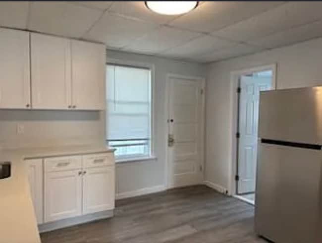 202 Pine St in Attleboro, MA - Building Photo - Building Photo