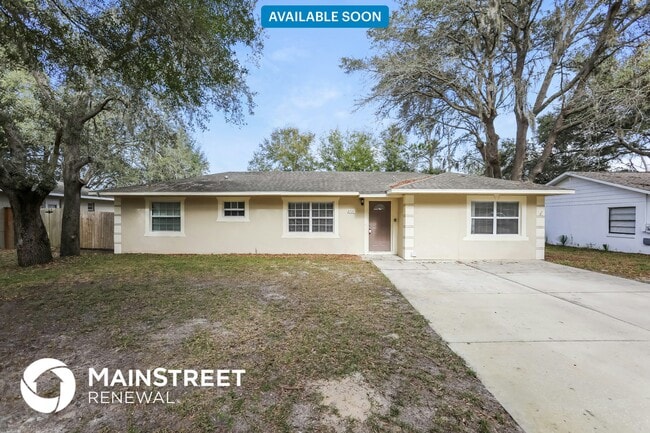 property at 2727 N Dellwood Dr