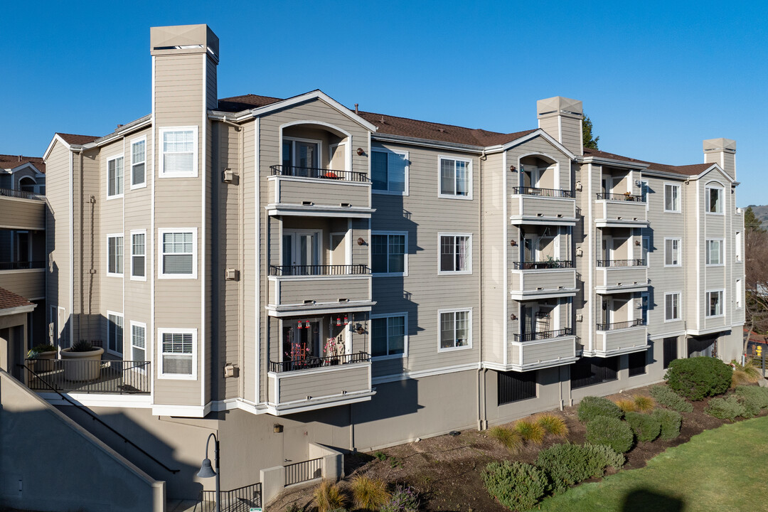 Bridge creek Apartments in Novato, CA - Building Photo