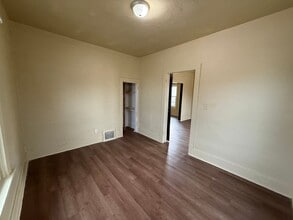 1123 11th Ave in Scottsbluff, NE - Building Photo - Building Photo