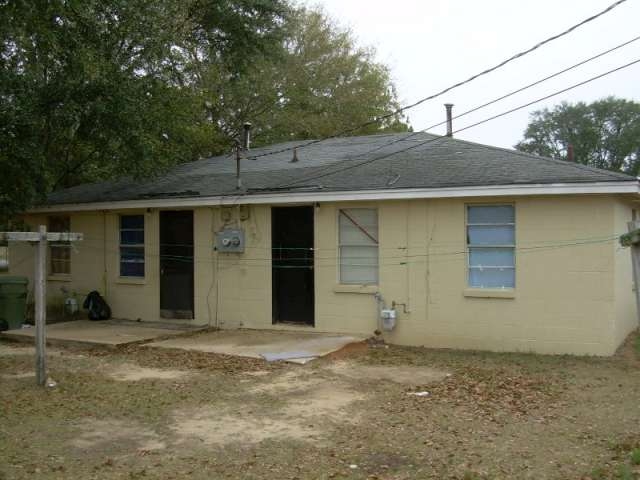 301 Flintside Dr in Albany, GA - Foto de edificio - Building Photo