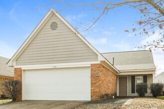 799 Grant Dr in Southaven, MS - Building Photo - Building Photo