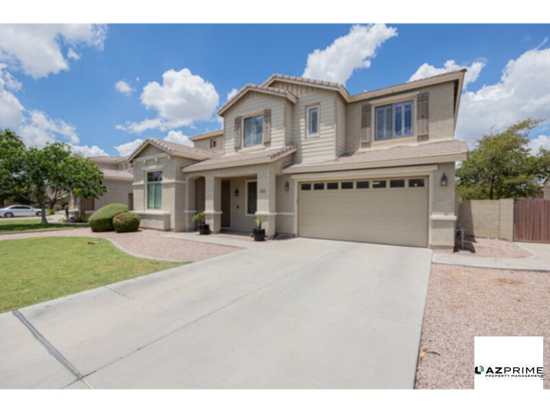1512 E Bluebird Ct in Gilbert, AZ - Foto de edificio