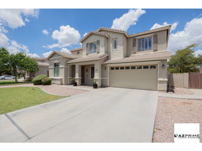 property at 1512 E Bluebird Ct