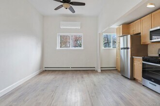 42-27 214th Pl in Queens, NY - Building Photo - Building Photo