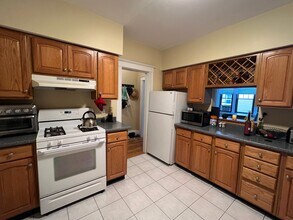 1758 Commonwealth Ave in Boston, MA - Building Photo - Building Photo