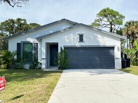 7008 Eden Rd in Fort Pierce, FL - Building Photo