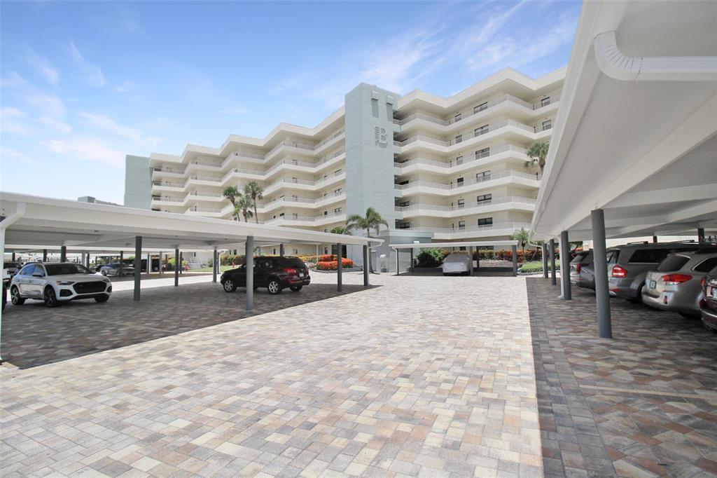 5780 Midnight Pass Rd in Sarasota, FL - Building Photo