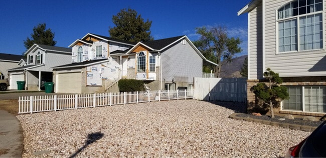 1482 N 160 W in Layton, UT - Building Photo - Building Photo