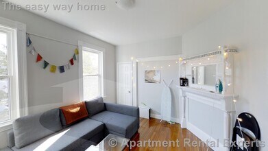 147 Columbia St, Unit #3L in Cambridge, MA - Building Photo - Building Photo