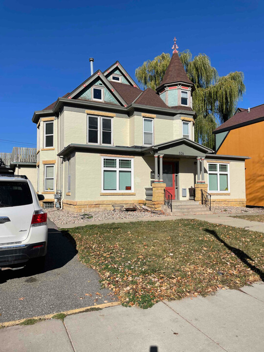 526 S 2nd St-Unit -1 in Mankato, MN - Building Photo