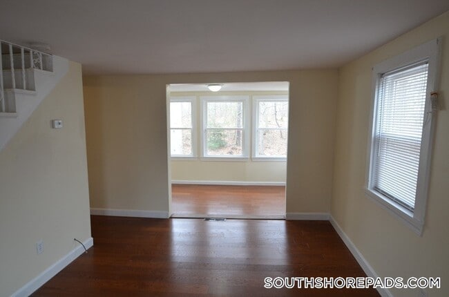 904 Middle St in Weymouth, MA - Building Photo - Building Photo