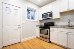 758 Huntington Ave, Unit #1 in Boston, MA - Building Photo