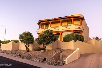 18425 N 14th St in Phoenix, AZ - Building Photo - Building Photo