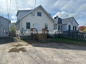 633 Bloem St in North Bay, ON - Building Photo