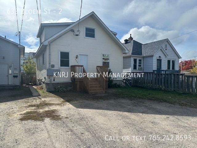 633 Bloem St in North Bay, ON - Building Photo