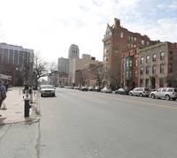 184 Washington Ave in Albany, NY - Foto de edificio - Building Photo