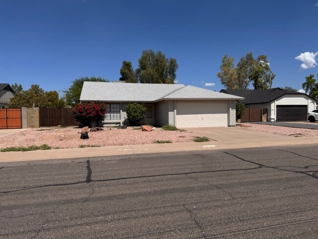 property at 5518 W Folley St