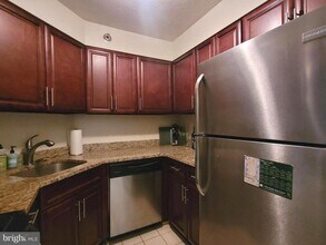 2020 Walnut St in Philadelphia, PA - Building Photo - Building Photo