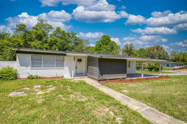 property at 1029 Kearny Dr