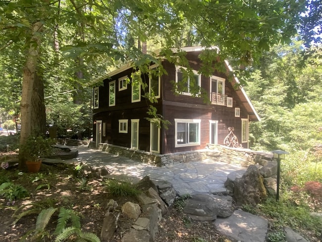 property at 2012 Sparrow Valley Rd
