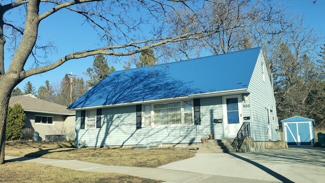 800 18th Ave NE, Unit 800.5