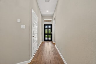 381 Andes Dr in Montgomery, TX - Building Photo - Building Photo