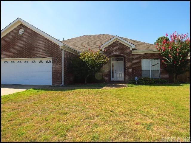 property at 5 Robyn Ln