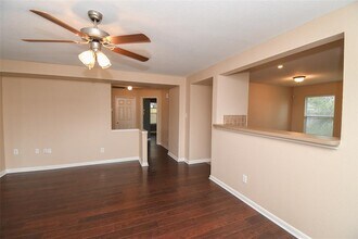 2611 Tammony Park in Friendswood, TX - Building Photo - Building Photo