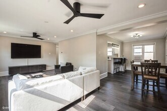 2621 W Gregory St in Chicago, IL - Building Photo - Building Photo