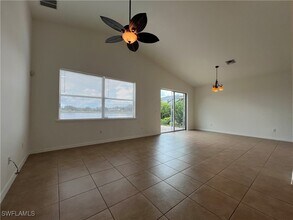 1560 Birdie Dr in Naples, FL - Building Photo - Building Photo