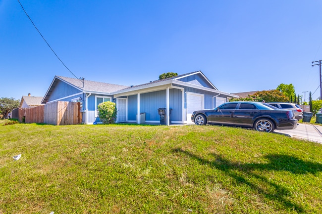 5148 Jackson St in North Highlands, CA - Building Photo - Building Photo