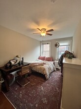 73 Joy St, Unit M in Boston, MA - Foto de edificio - Building Photo