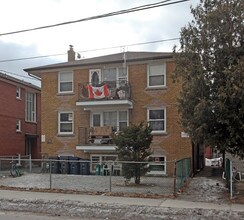 233 Melrose St in Toronto, ON - Building Photo - Building Photo