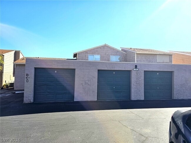 5118 Garden Ln, Unit B in Las Vegas, NV - Building Photo - Building Photo
