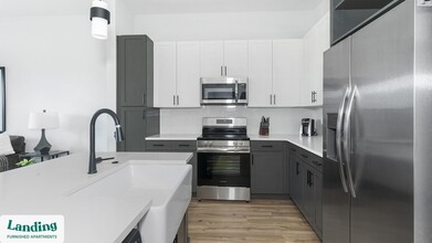 3460 Beach Blvd in Jacksonville, FL - Building Photo - Building Photo