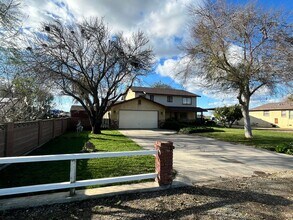 19673 Rd 124 in Tulare, CA - Building Photo - Building Photo