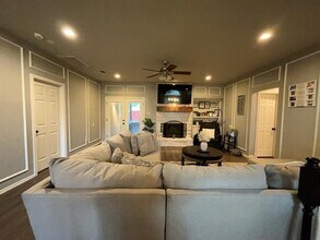 3909 Meadow Dr in Grapevine, TX - Building Photo - Building Photo