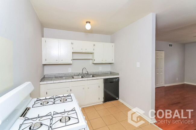 210 Kirkwood Rd NE in Atlanta, GA - Building Photo - Building Photo