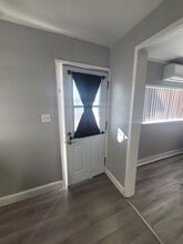 4328 E Myrtle St in Stockton, CA - Building Photo - Building Photo