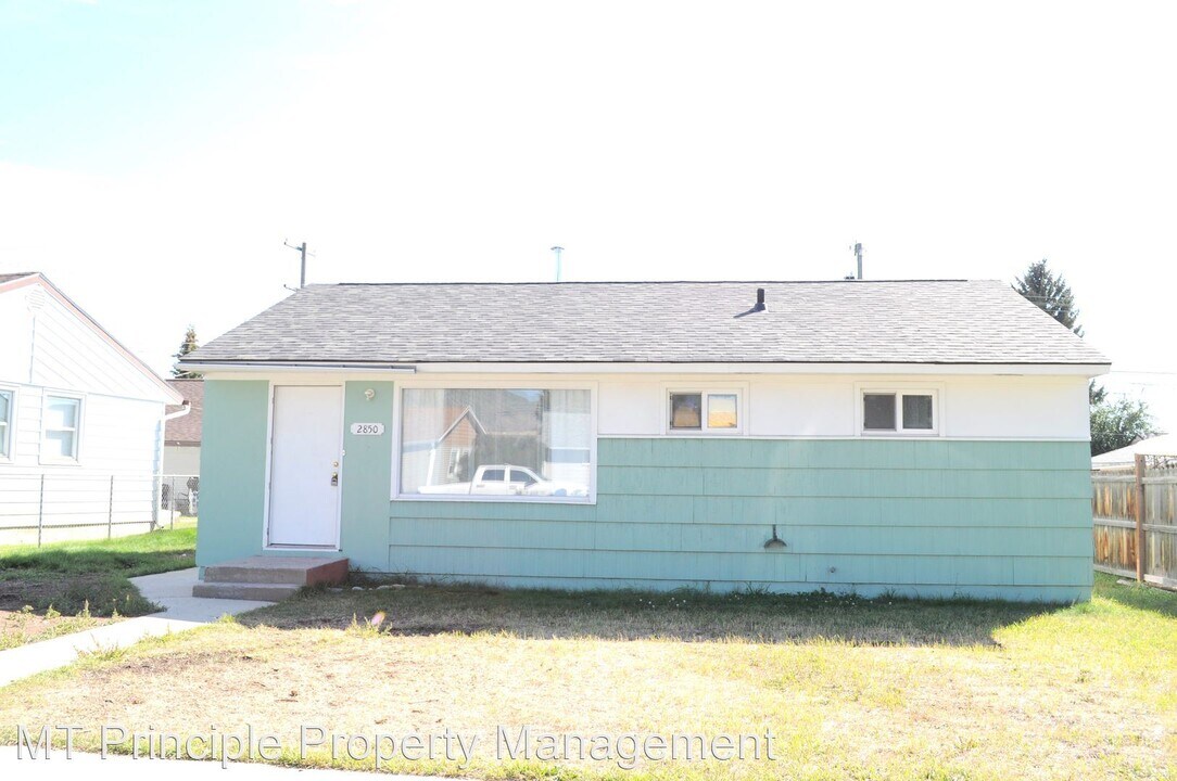 2850 St Ann St Photo