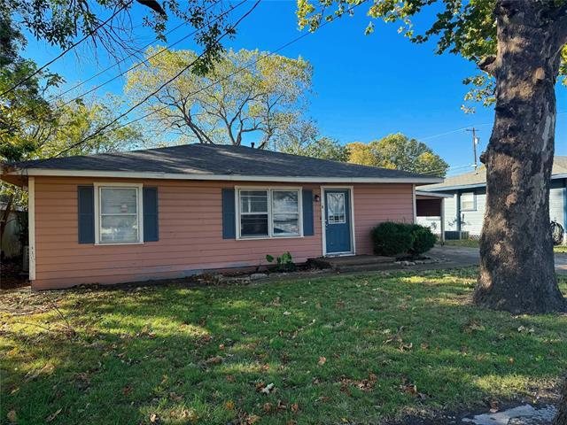 property at 406 N College St