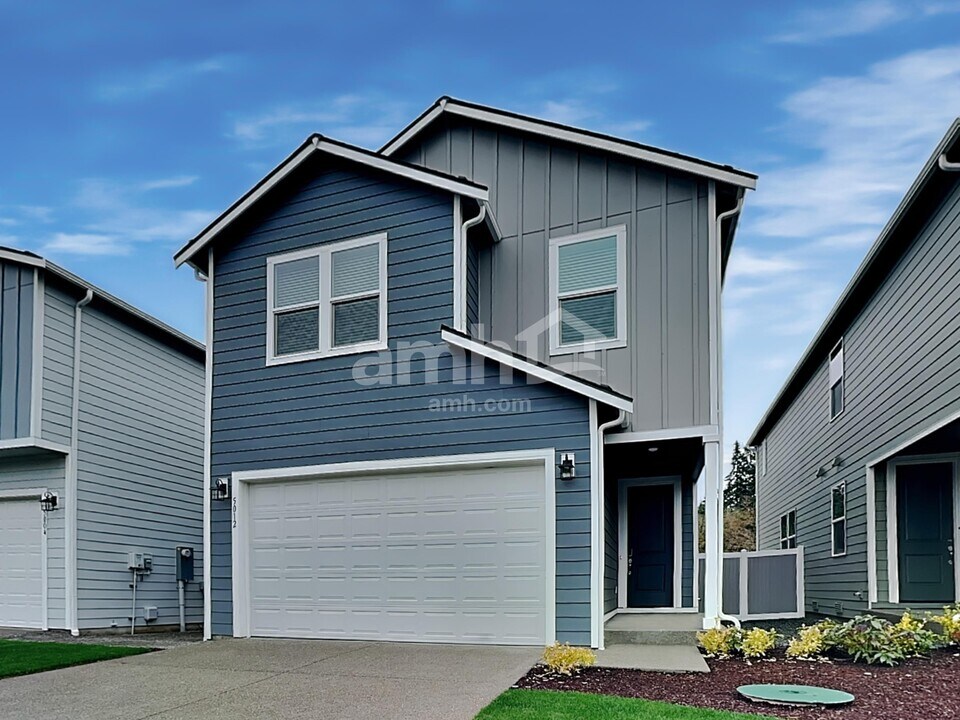 5012 Washington St SE in Olympia, WA - Building Photo