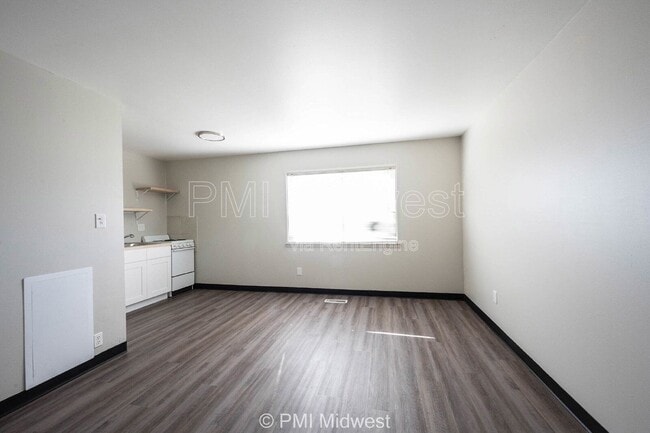 4985 N Franklin Rd, Unit Apt 1 in Indianapolis, IN - Building Photo - Building Photo