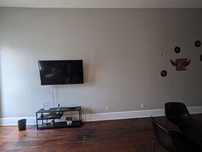 130 N Ashley St in Valdosta, GA - Building Photo - Building Photo