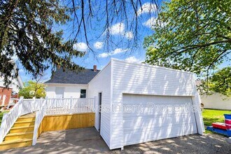 409 Gibbs Ave in Wapakoneta, OH - Building Photo - Building Photo