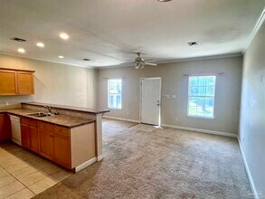 100 S H St in Pensacola, FL - Building Photo - Building Photo