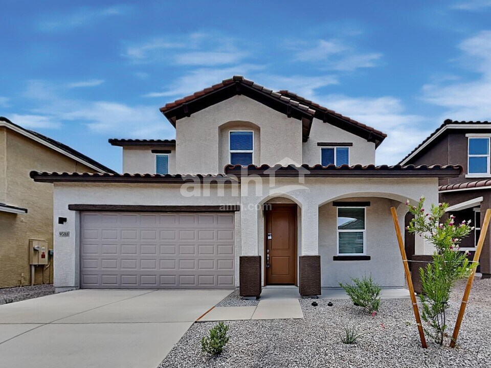 9588 Harkes Dr in Tucson, AZ - Building Photo